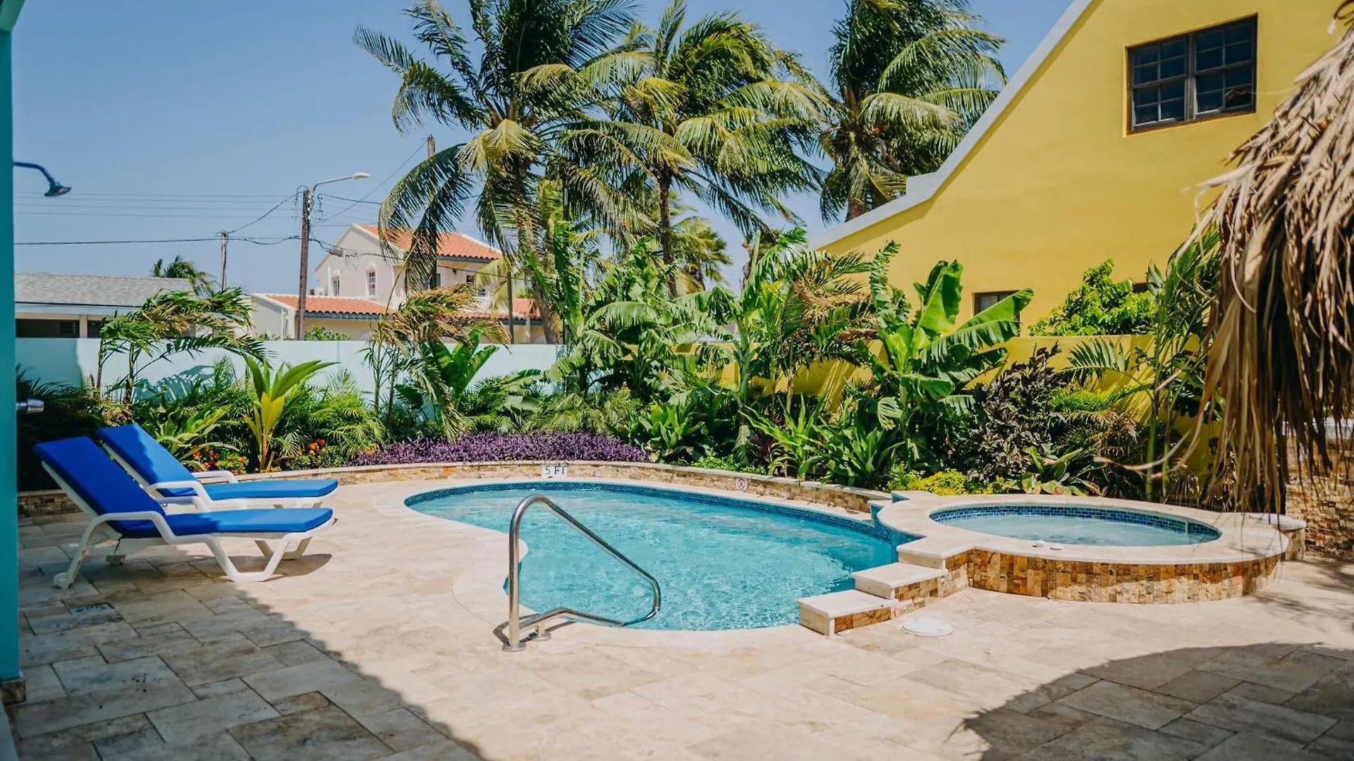 Impressive 1-Bedroom Apartment 3 Km From Eagle Beach Noord Aruba